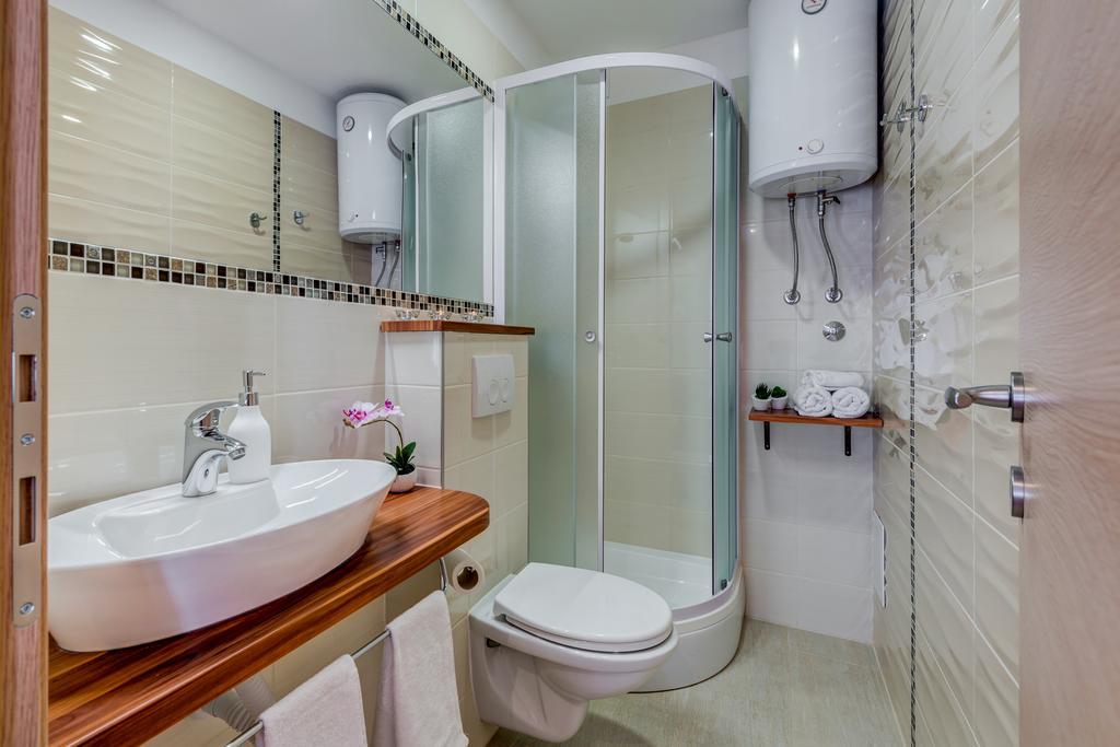 Room&Studio Apartment Just Enjoy Split Kültér fotó