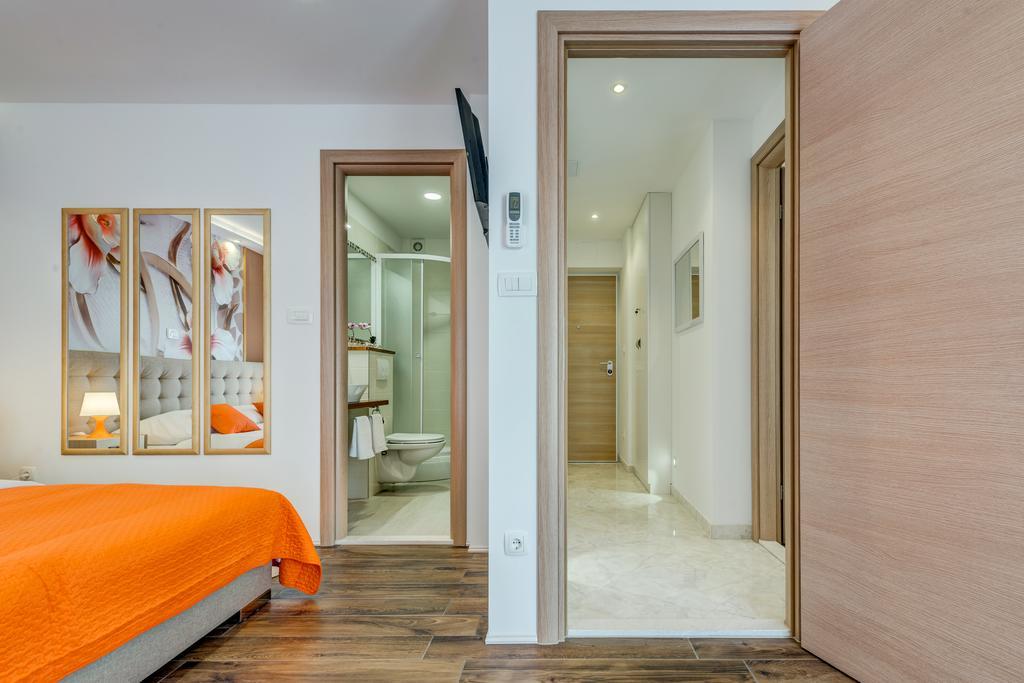 Room&Studio Apartment Just Enjoy Split Kültér fotó